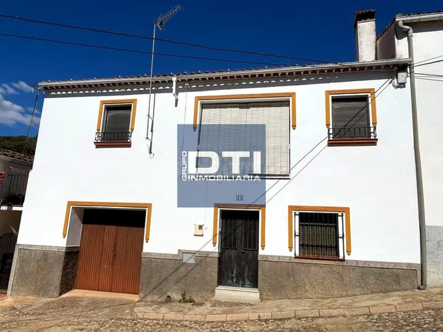 CASA DE PUEBLO EN LAS CEFIÑAS