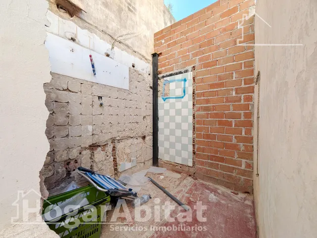 ¡MAGNÍFICA VIVIENDA! ACOGEDORA Y LUMINOSA CON TERRAZA Y BALCÓN, EN EL CENTRO — 33