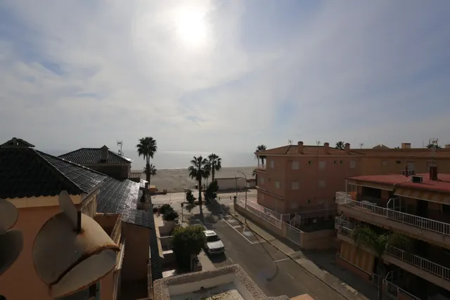 A 50 METROS DE LA PLAYA!!!!TU NUEVO HOGAR — 48