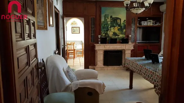 MAGNÍFICO CHALET EN INMEJORABLE ZONA — 5