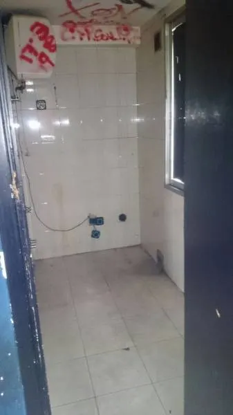 LOCAL COMERCIAL — 7