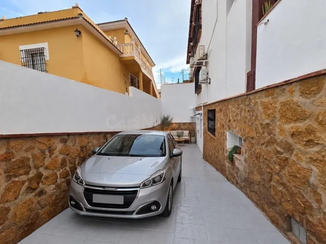 Piso a estrenar de 2 dormitorios con parking, luz y agua incluidas – 1.200 €/mes — 4