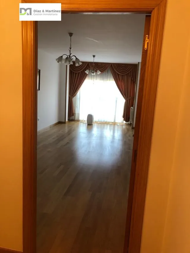 AMPLIO PISO DE 3 DORMITORIOS EN VILLANUEVA DE CARRIZO — 20