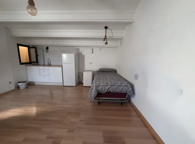PISO EN EL CENTRO DE LA VILA — 14