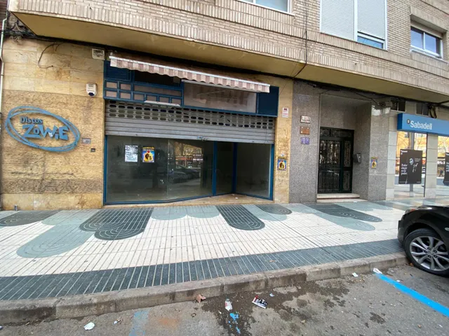 LOCAL COMERCIAL en Cartagena — 3