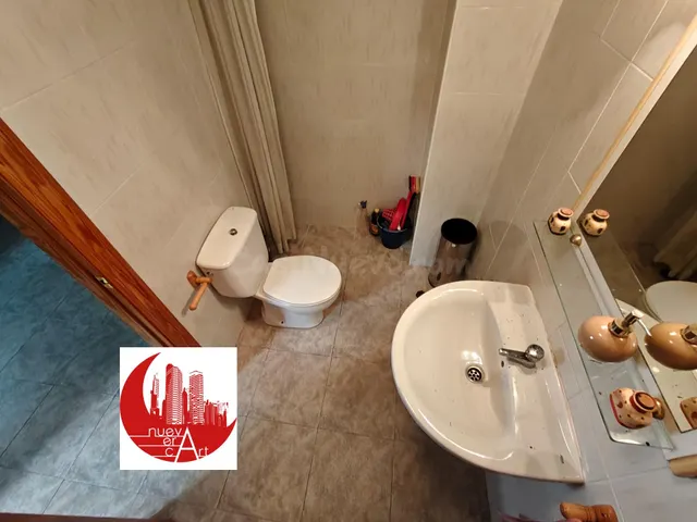 Oportunidad de Inversión en Local Comercial en Barrio Peral, Cartagena — 4