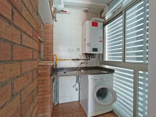 Excelente vivienda en pleno centro de la ciudad, amplitud y luminosidad asegurada ! — 10