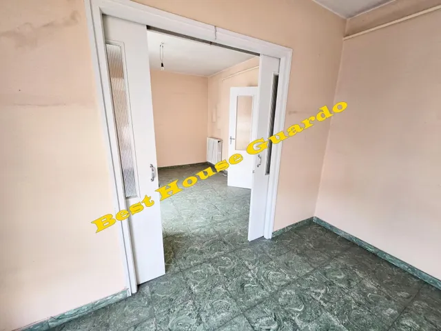 Oportunidad de Inversión en Guardo: Piso Para Reformar a Exc - foto 3