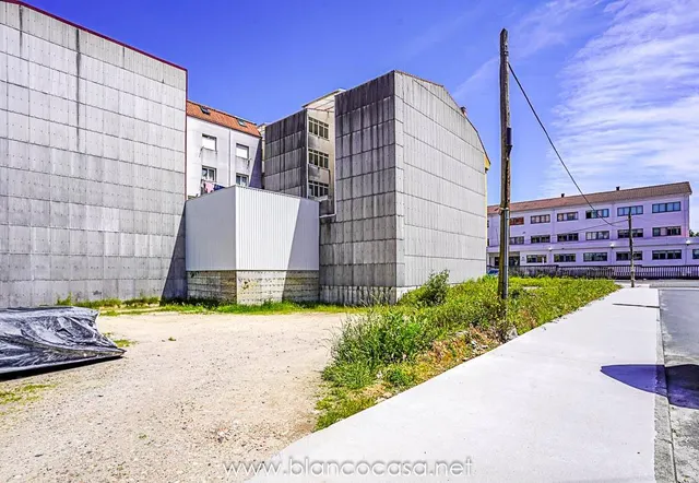 Oportunidad Única! Solar Urbano en Venta en Carballo, — 7
