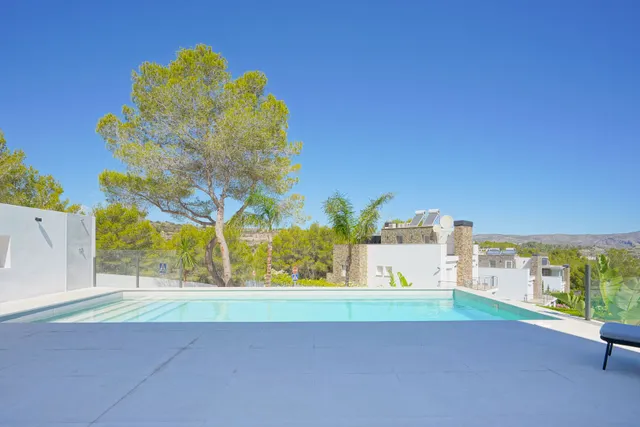Villa 4 habitaciones 560m² en venta - montemar — 43