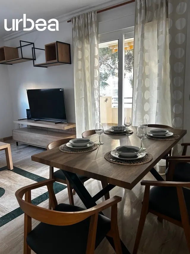 Excelante vivienda en Benalmadena de 3 dormitorios, dos baño - foto 2