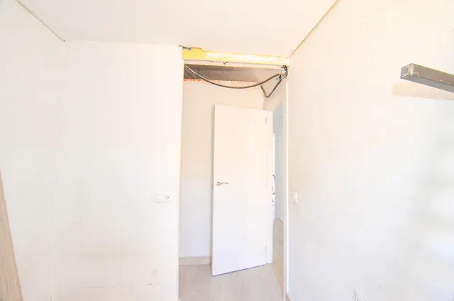 Urbis te ofrece un piso y estudio en venta en zona Salas Bajas, Salamanca. — 20