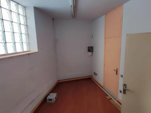 Promoción de un edificio en Manresa, Barcelona. — 9