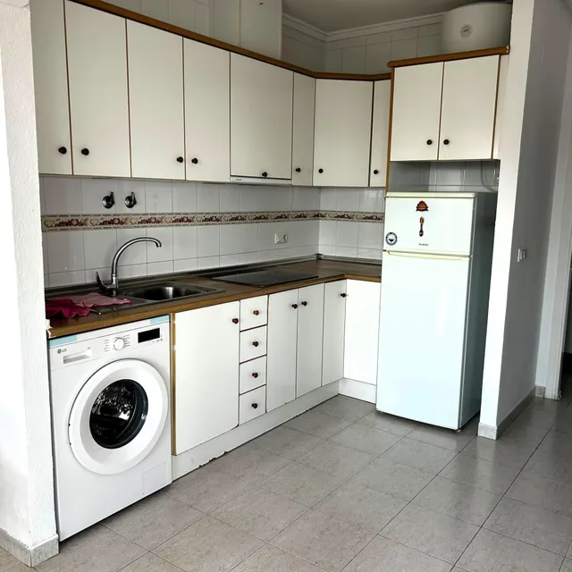 Apartamento a 150 metros del mar, zona Playa Los Naufragos — 9