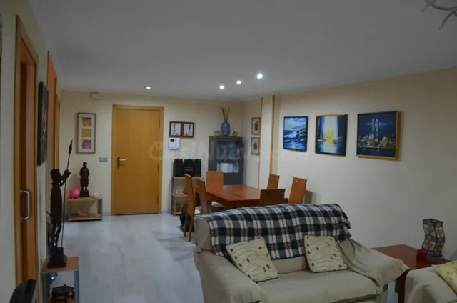SE VENDE ÁTICO DUPLEX DE TRES DORMITORIOS EN CALA VILLAJOYOS - foto 4