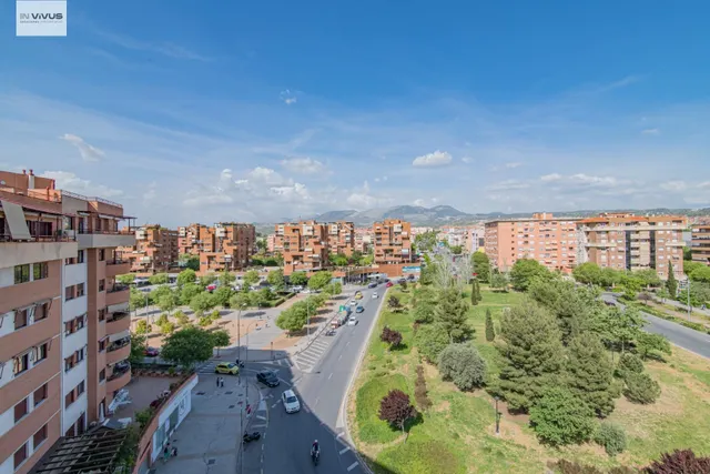 ALQUILER DE PISO DE 2 DORMITORIOS Y 2 BAÑOS CON TERRAZA EN R - foto 4