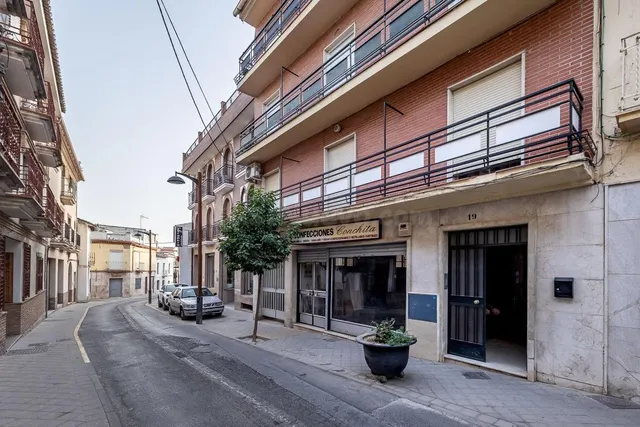 Piso de gran tamaño con múltiples posibilidades en Peligros