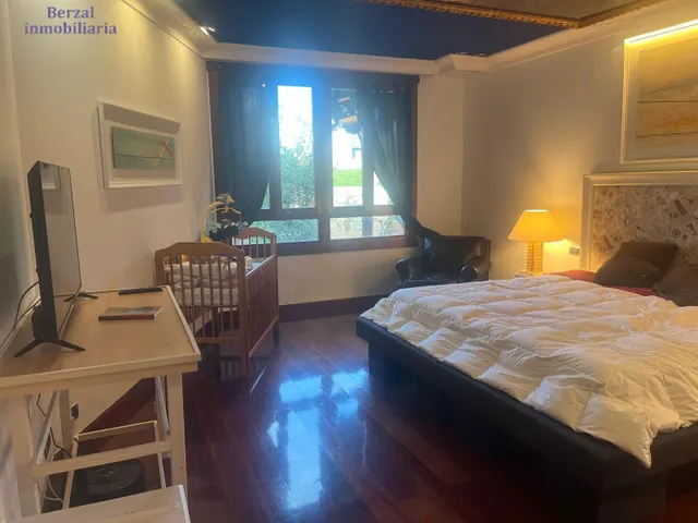 Singular chalet independiente junto a la cíniva de Los Manzanos, Lardero — 21