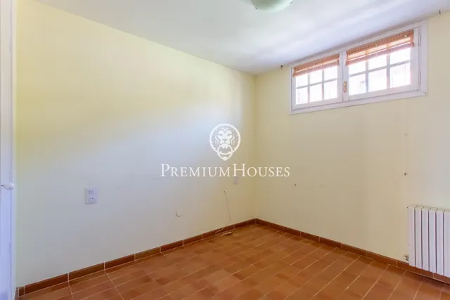 Espectacular casa con con 6.000m2 de parcela e impresionantes vistas al mar — 34
