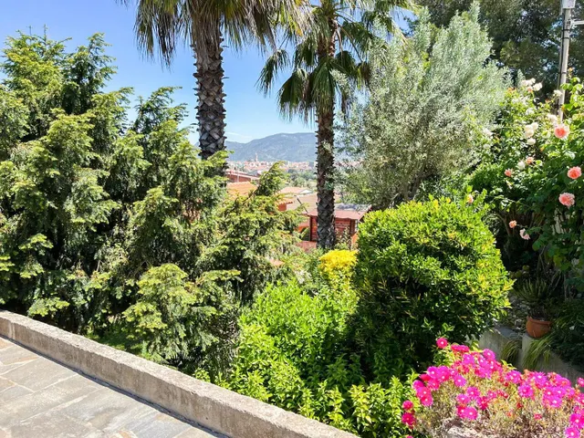 PRECIOSO CHALET A LA VENTA EN ESPARREGUERA - URB CAN RIAL  (BARCELONA) — 36