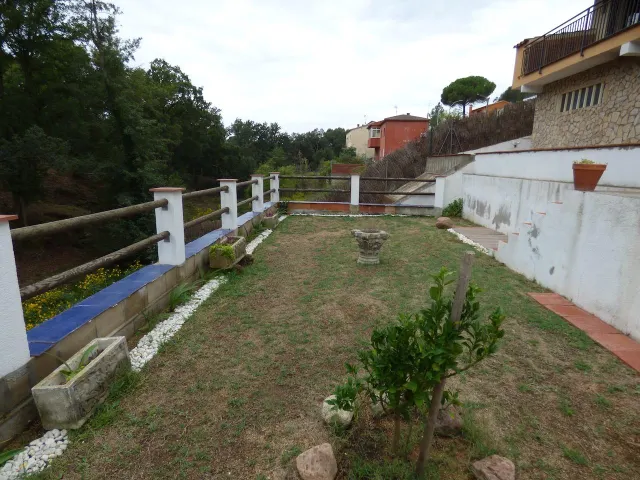 Casa a Cuatro Vientos en Tordera - ¡Tu Refugio Ideal! — 37