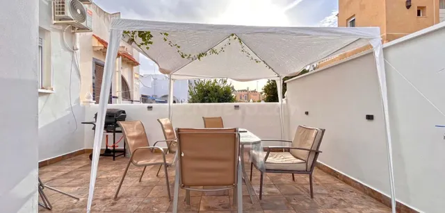 TOTALMENTE REFORMADO! CHALET SEMI-INDEPENDIENTE EN ORIHUELA COSTA — 18