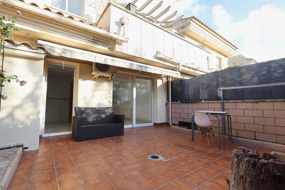 Casa adosada en solicrup - vilanova