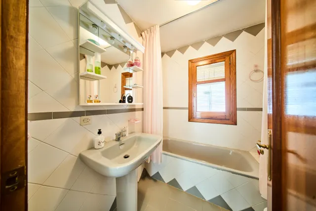 Impresionante chalet de 4 habitaciones con piscina de 86 m3 totalmente despejada — 9