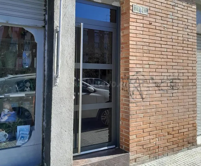Venta piso en Terrassa (Barcelona) - foto 2