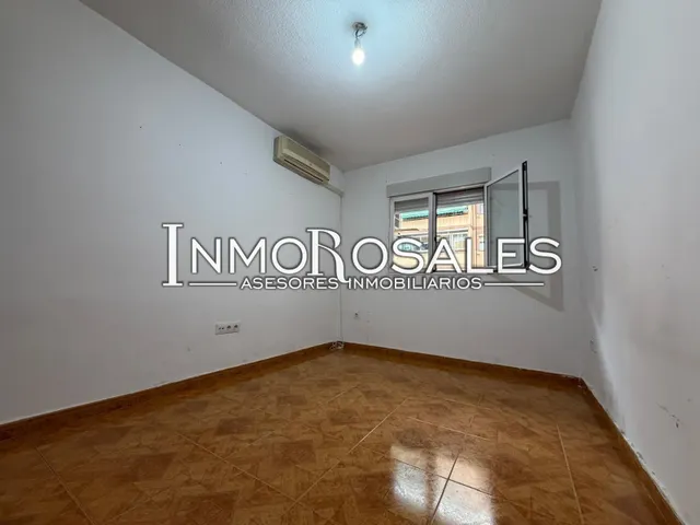 MAGNIFICO PISO EN CALLE CARABELOS — 10