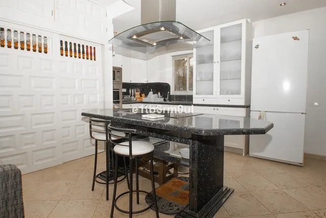 Apartamento 1 habitación 81m² en venta - Marbella — 18