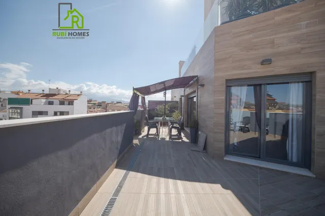 Ático dúplex con piscina en Maracena — 43