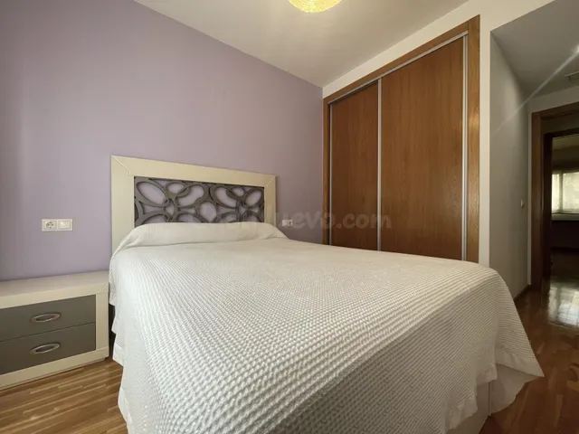 Piso 2 habitaciones 71m² en venta - Avenida Juan De Borbon - foto 2