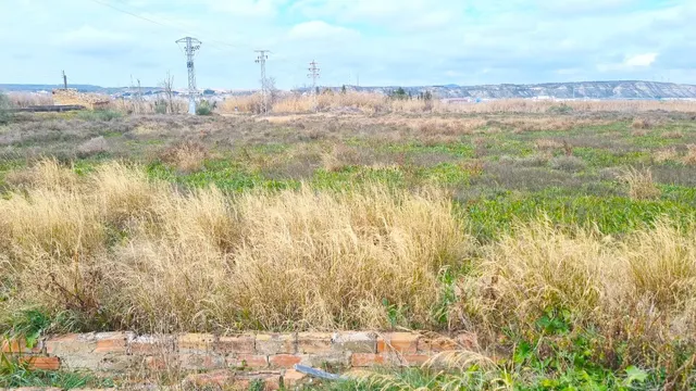 Terreno en venta en Zuera. — 4