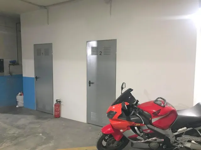¡¡¡ATENCIÓN INVERSORES PARKING CON 20 PLAZAS Y 8 TRASTEROS!!! — 6