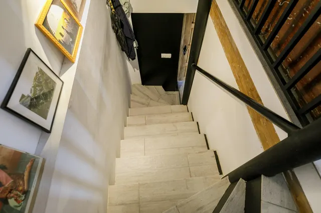Casa unifamiliar reformada. — 18