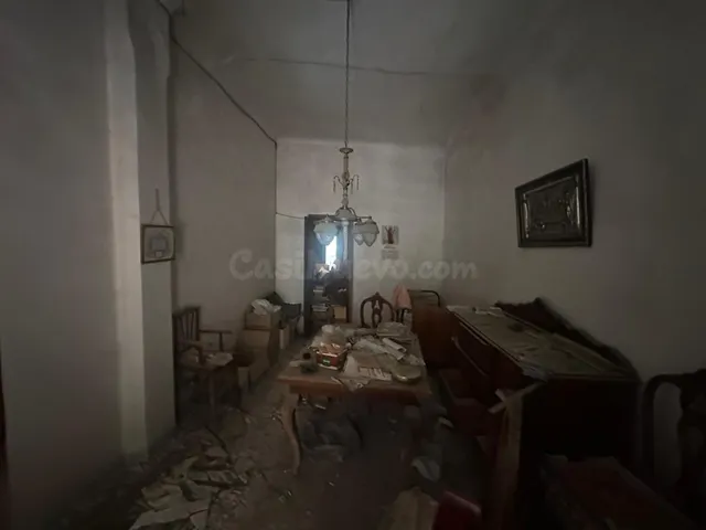 Casa para reformar con garaje en Monforte del Cid - foto 2