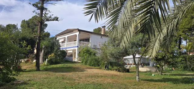Chalet en venta en Olocau en Urbanización Pedralvilla. — 3