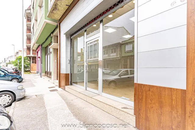 Amplio bajo comercial en venta — 18