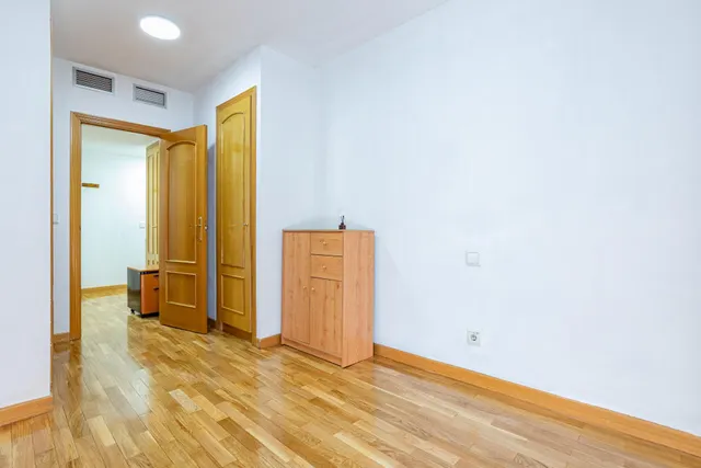 WGI INMOBILIARIA ALQUILA vivienda REFORMADA con PATIO — 26