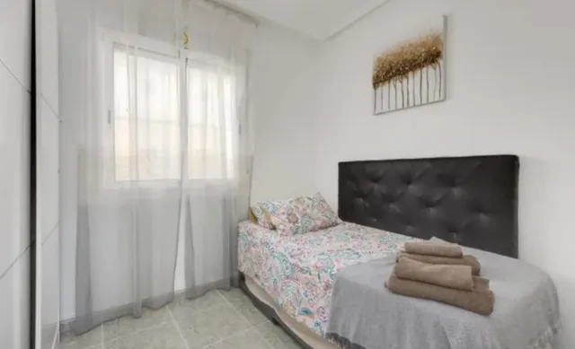 APARTAMENTO EN TORREVIEJA DE 2 DORMITORIOS 2 BAÑOS (PLAYA DE LOS LOCOS) — 11