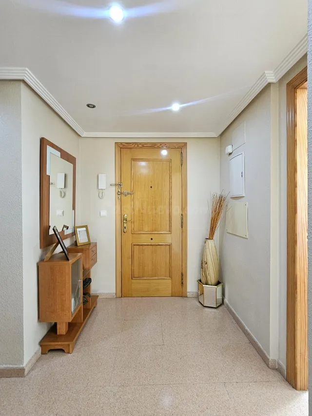 Piso vpo de 3 habitaciones con garaje y trastero en la zona norte de san vicente del raspeig — 5