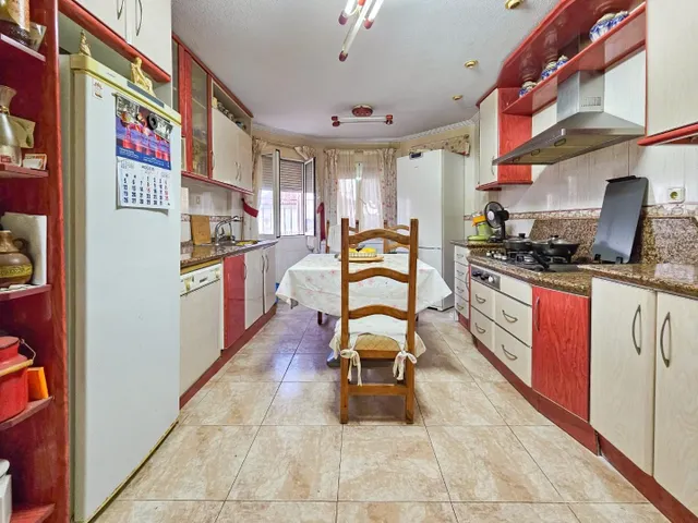 ¡Descubre la Exclusividad y el Lujo Mediterráneo en Esta Impresionante Villa en Esquina - Torrevieja — 38