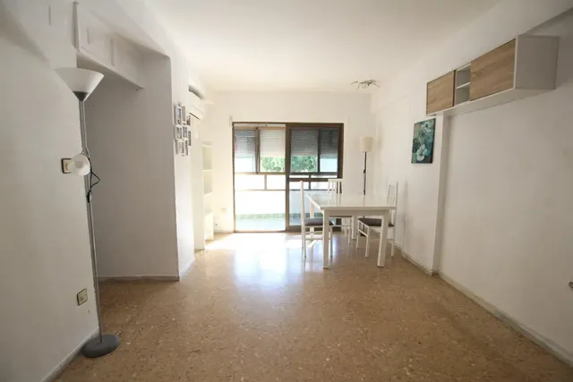 PISO CON PLAZA DE APARCAMIENTO Y TERRAZA EN SAN JOAQUIN — 5