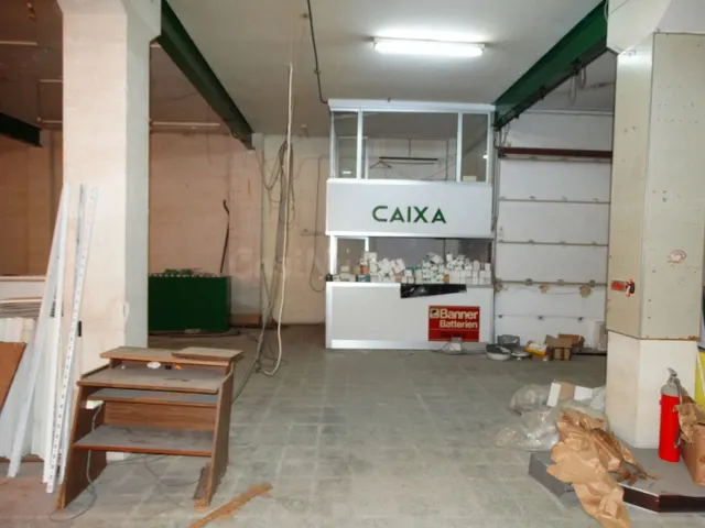 EXCELENTE I AMPLIO LOCAL COMERCIAL EN EL CENTRO DE AMPOSTA - foto 4