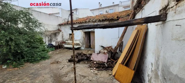 SE VENDE CASA PARA DERRUIR — 3