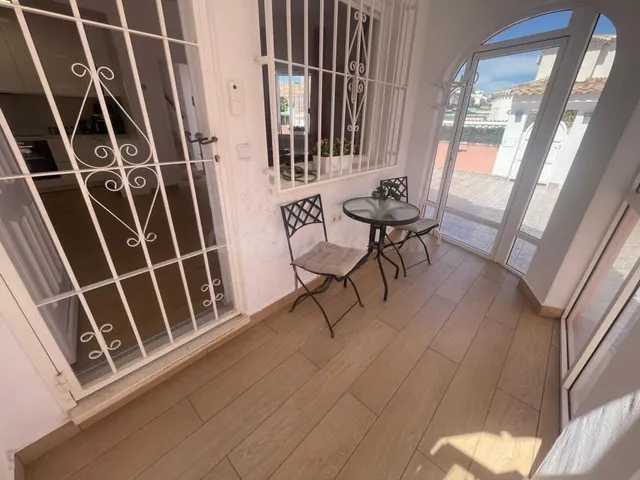 VILLA INDEPENDIENTE DE 5 DORMITORIOS EN PLAYA FLAMENCA Alica - foto 5