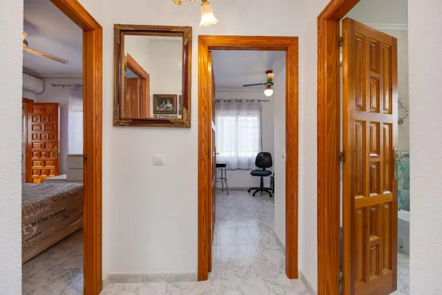 CHALET INDEPENDIENTE EN CIUDAD QUESADA CON JARDIN, GARAJE Y PISCINA COMUNITARIA — 17
