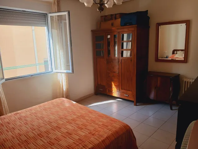 Ático reformado 5 dormitorios en Cáceres centro — 41