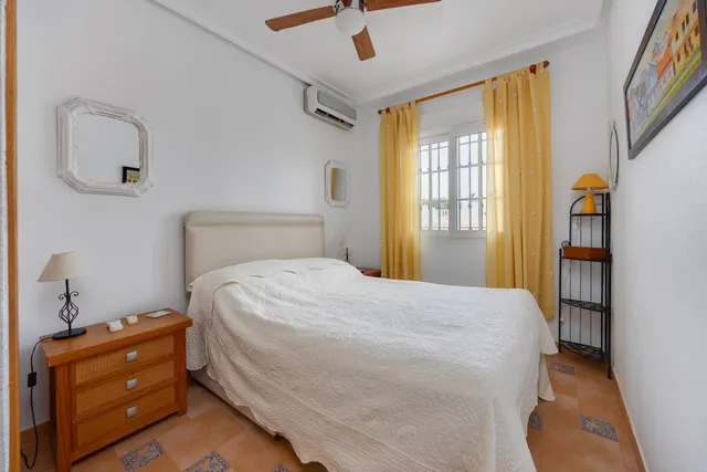 Exclusiva Villa con Jardin de ensueño en Los Dolses, a pasos de La Zenia Boulevard — 41